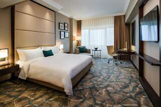 Отель JW Marriott Bucharest Grand Hotel Бухарест Представительский номер с правом посещения представительского лаунджа-4