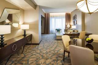 Отель JW Marriott Bucharest Grand Hotel Бухарест Бизнес-люкс с правом посещения представительского лаунджа-2
